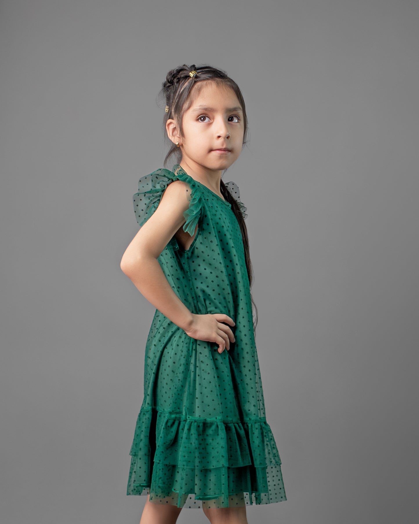 Vestido de tul con escote