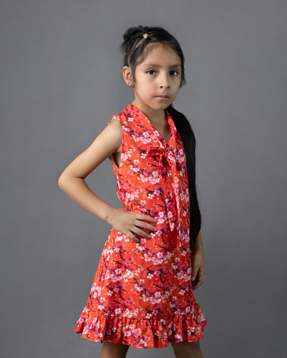 Vestido floreado con mangas desplegable